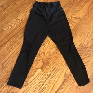 Maternity pants, distressed. Super cute!